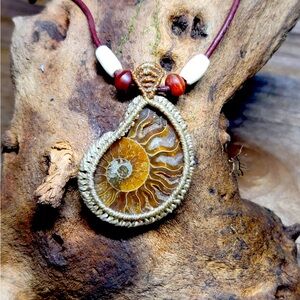 Micro macrame Madagascar adj Necklace